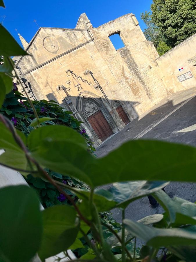 Le Donjon De La Roquette Lejlighed Arles Eksteriør billede